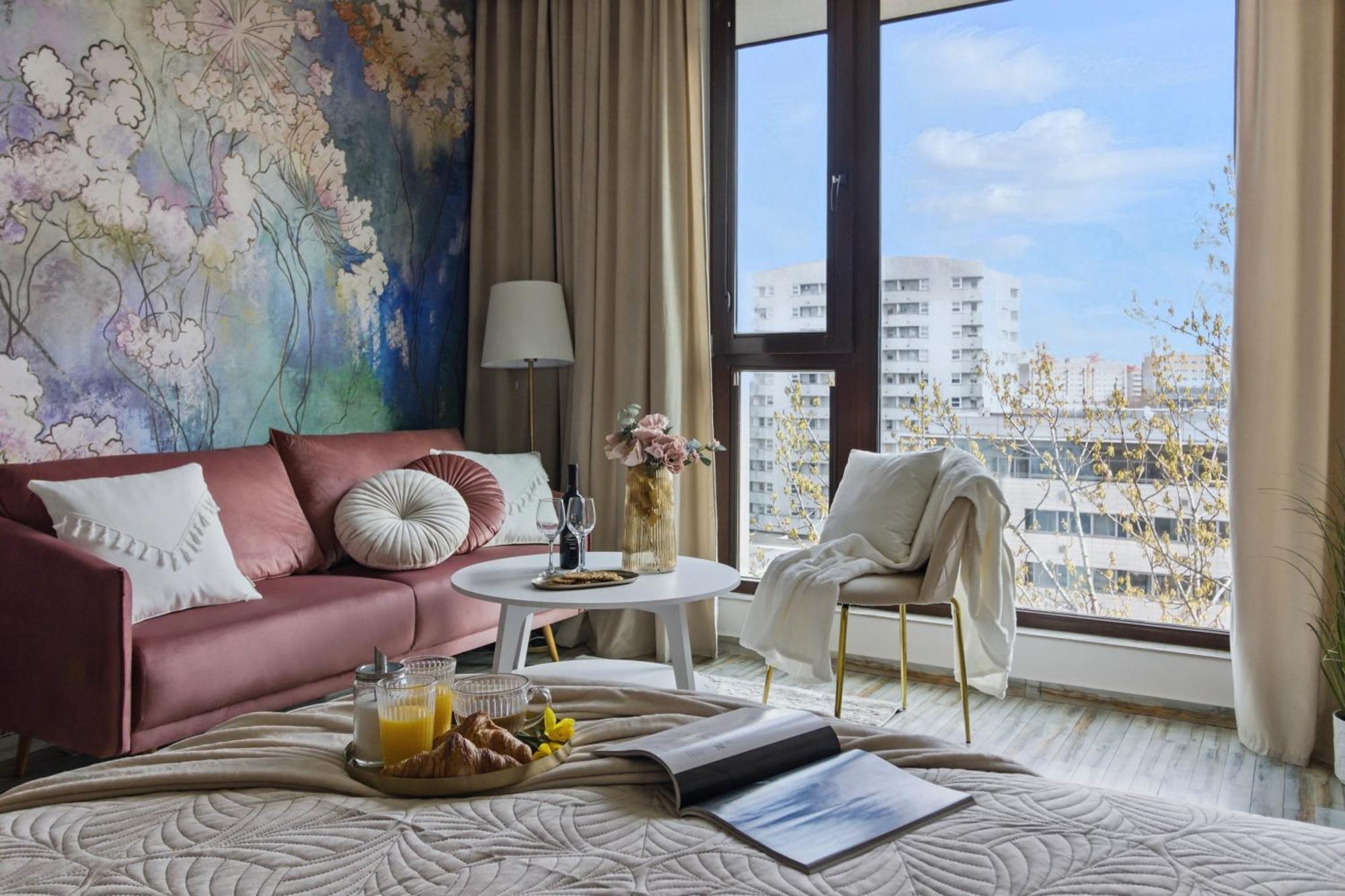 Lovely Boutique 2x1br Nearby Chopin Airport & 15 Min To Centre By Tram *