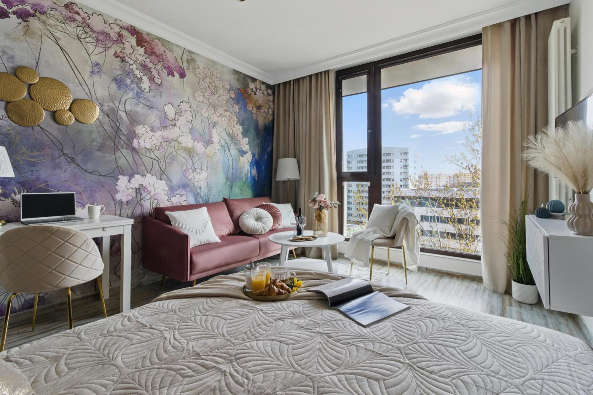 Apartment Lovely Boutique 2x1br Nearby Chopin Airport & 15 Min To Centre By Tram